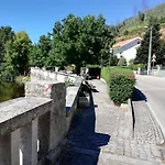 Casarao Do Alva بيت للعطل *