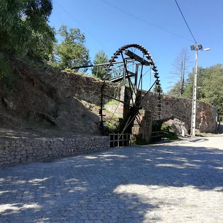 Casarao Do Alva بيت للعطل *